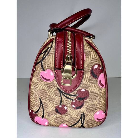 Coach Signature Cherry Rowan - Picture 3 of 8
